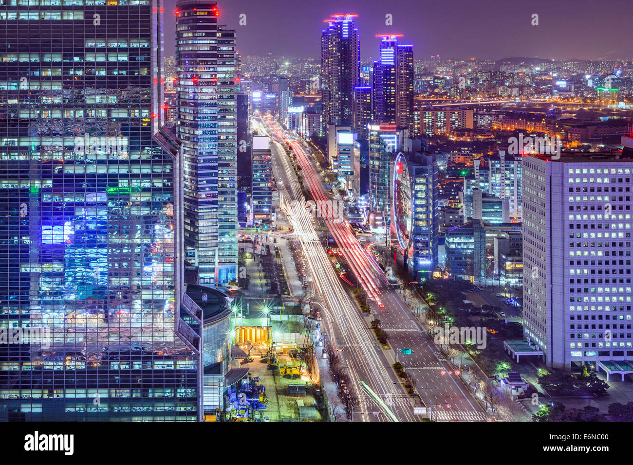 Séoul, Corée du Sud au District de Teheranno cityscape at night. Banque D'Images
