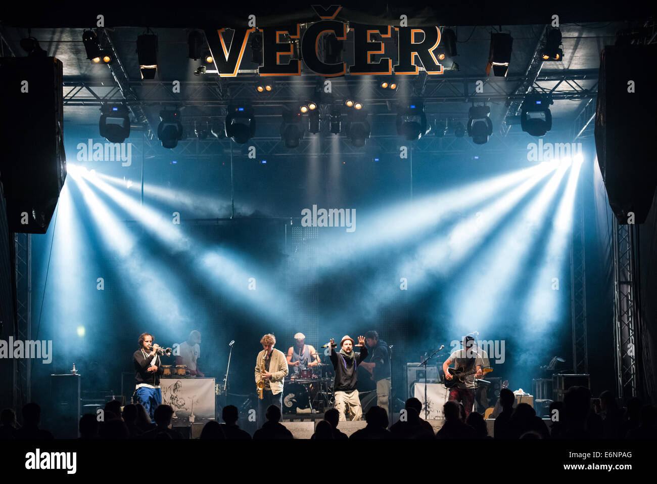 Jamaram, Funk reggae allemande Amérique groupe jouant au Festival le Carême, Maribor, Slovénie, le 26 juin 2014. Banque D'Images