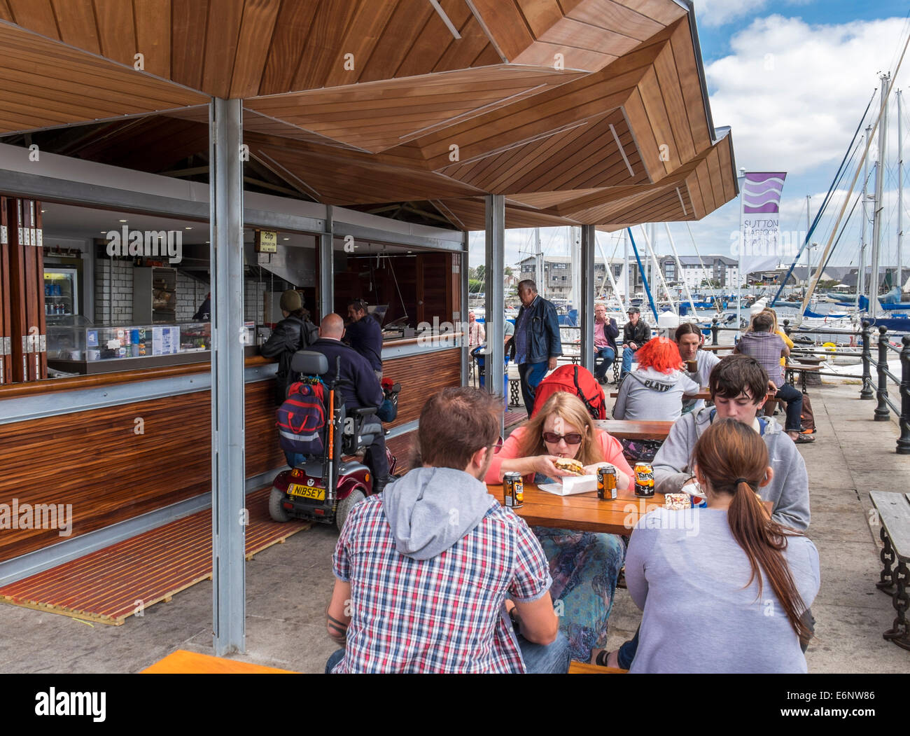 Cap'n Jaspers cafe sur la barbacane, Plymouth, Devon, England, UK Banque D'Images