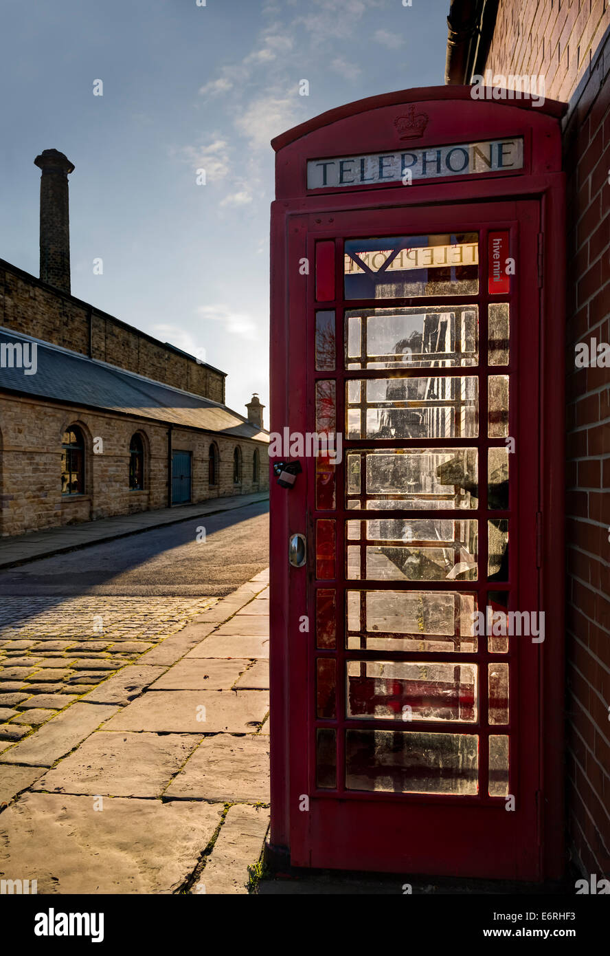 Un ancien téléphone fort en Elsecar Heritage Centre. Banque D'Images