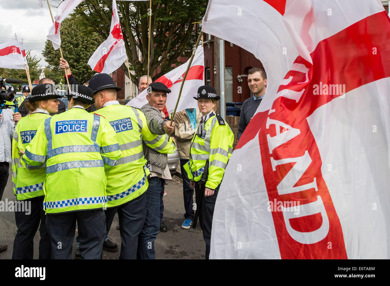 Londres, Royaume-Uni. 30e Août, 2014. Alliance Sud-est de l'extrême droite manifestation nationaliste 2014 Crédit : Guy Josse/Alamy Live News Banque D'Images