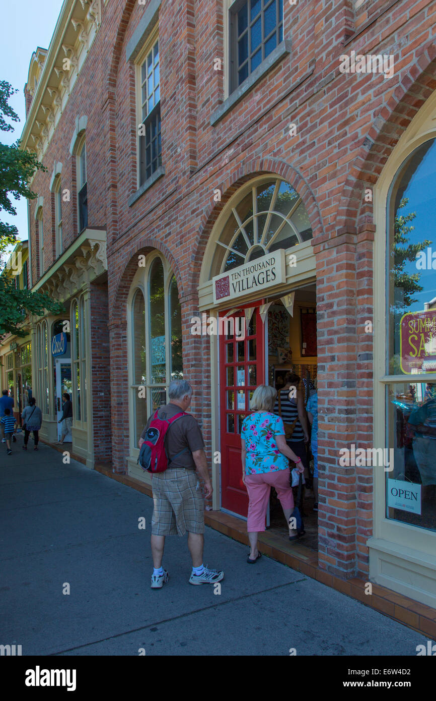 Village de Niagara on the Lake sur la rivière Niagara en Ontario Canada Banque D'Images