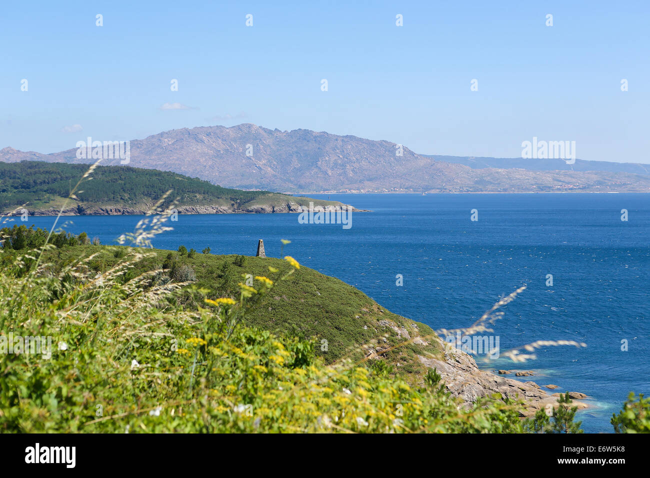 Le cap Finisterre ou Cabo Fisterra est un rock-bound péninsule sur la Costa da Morte en Galice, Espagne. Banque D'Images