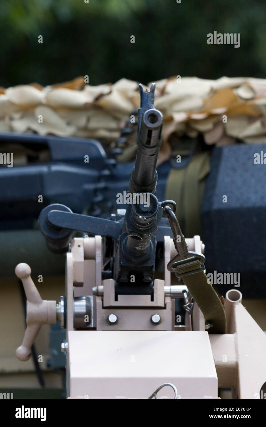 Machine gun sur un véhicule lors d'une reconstitution en Angleterre Banque D'Images