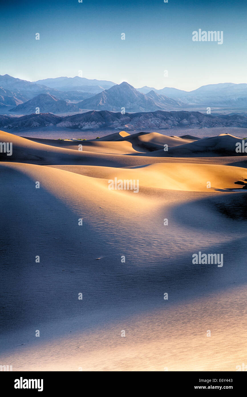 Les dunes de sable de la Death Valley National Park, California, USA. Banque D'Images