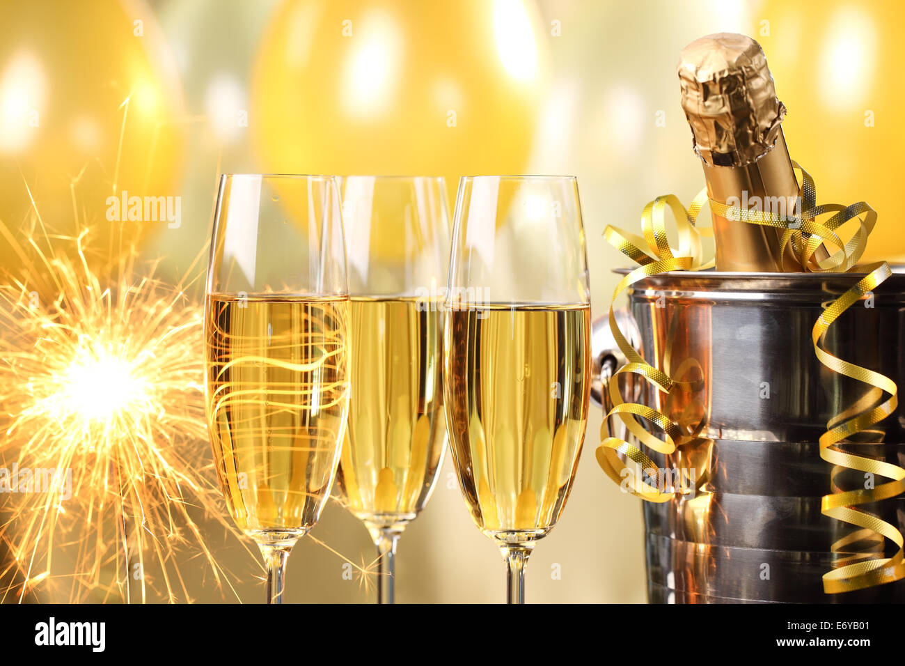 Célébration au champagne,libre. Banque D'Images