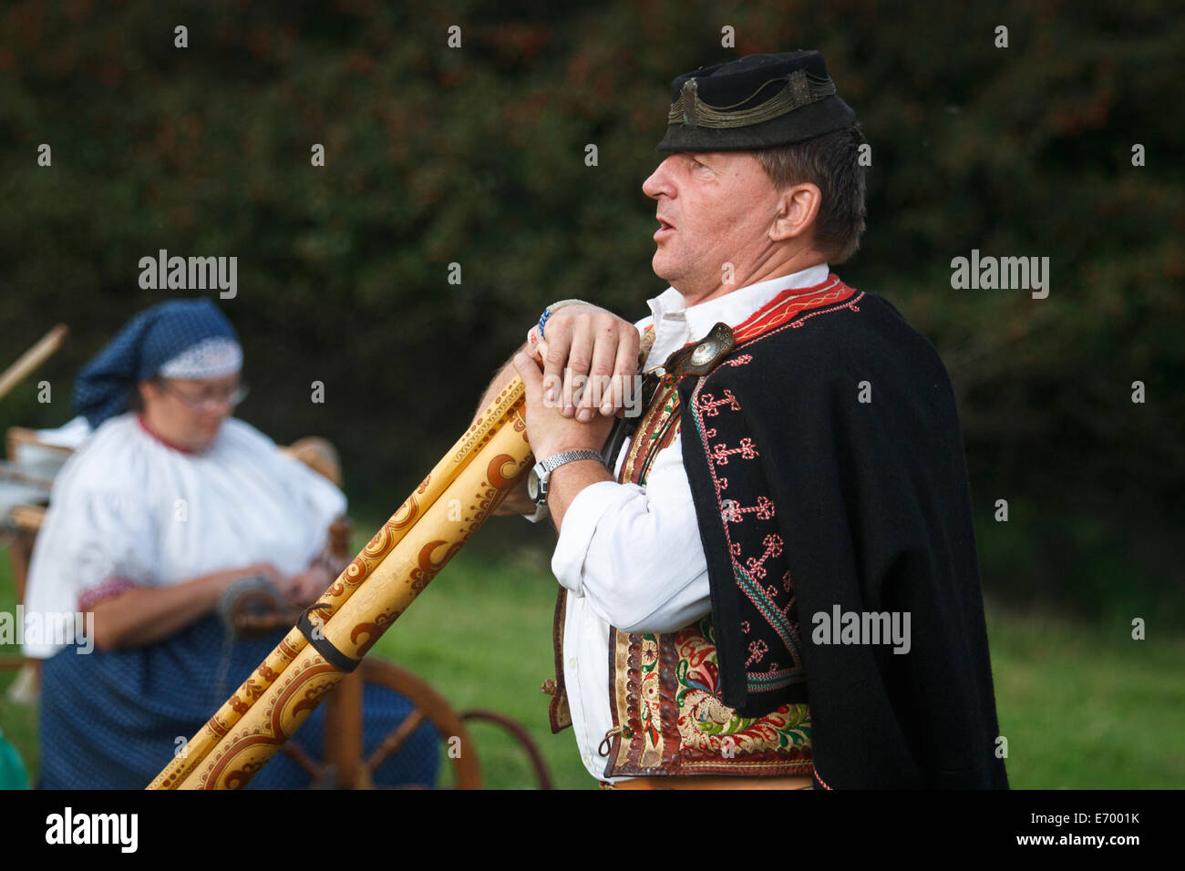 Fujara flute Banque de photographies et d'images à haute résolution - Alamy