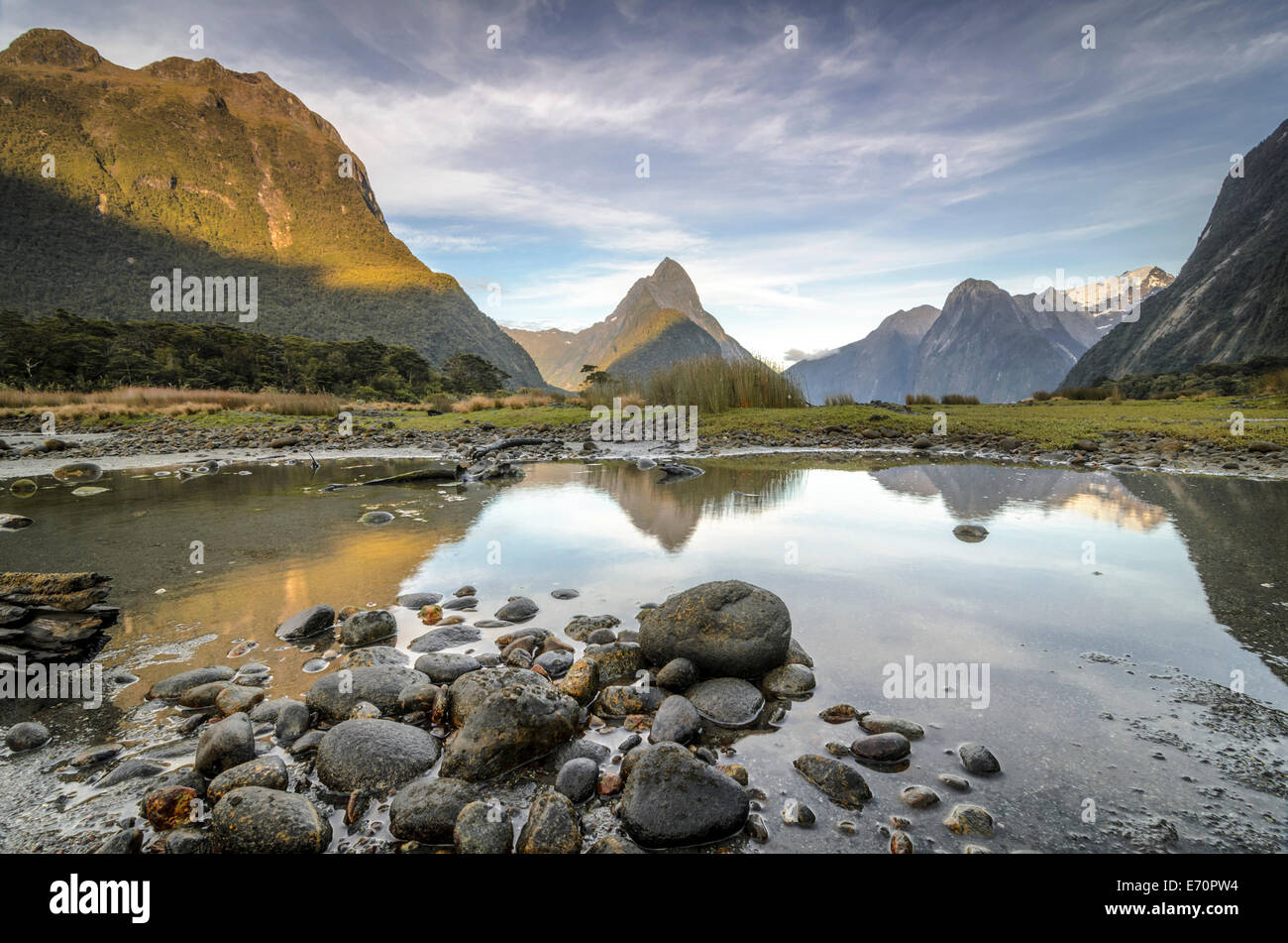 Mitre Peak, Parc National de Fiordland, Milford Sound, île du Sud, Nouvelle-Zélande Banque D'Images