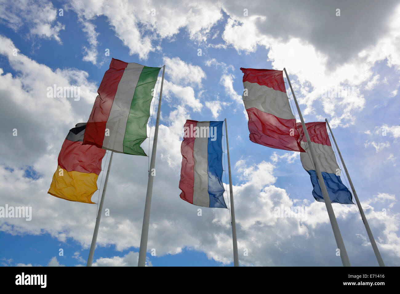 Germany Bavaria Allemand Italien Francais Autrichiens Et Drapeau Pays Bas Photo Stock Alamy
