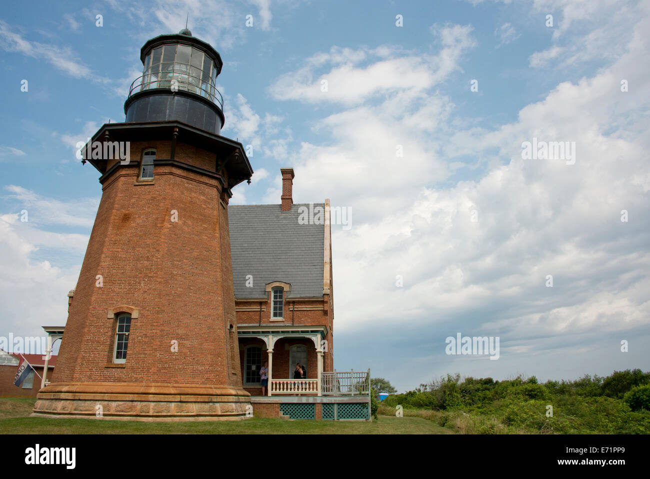 USA, Rhode Island, Block Island, Mohegan Bluffs, Sud-Est, Phare. Monument Historique, ch. 1887. Banque D'Images