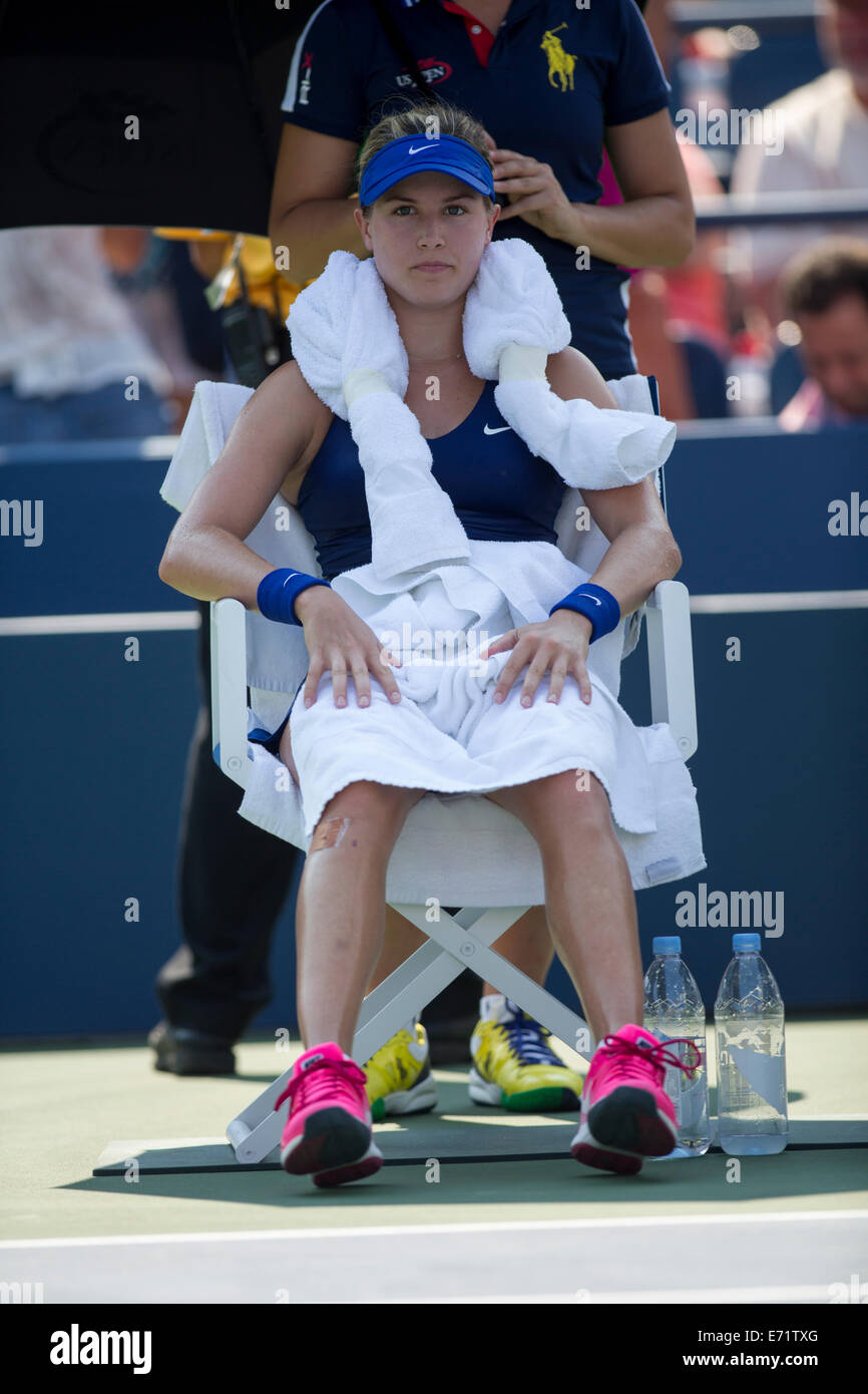 Eugénie Bouchard (CAN) lors du premier round action pendant la deuxième journée de l'US Open Tennis Championships. © Paul J. Sutton/PCN Banque D'Images
