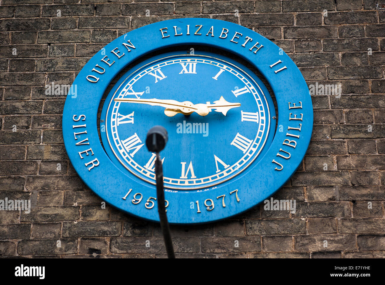 Tour de l'horloge commémorant le jubilé d'argent de la reine Elizabeth II, à Southwold Suffolk UK Banque D'Images