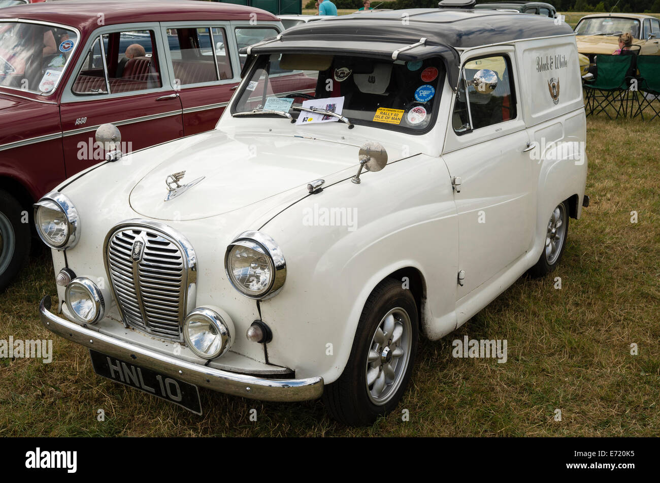 1950 Austin A35 5 cwt van commercial utilisé par l'inspctor d'entraîneurs en noir & blanc Banque D'Images