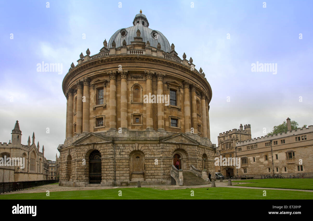 18e siècle circulaire unique bâtiment néo-classique - Radcliffe Camera, bibliothèque scientifique / Bodleian Library building en anglais ville d'Oxford Banque D'Images