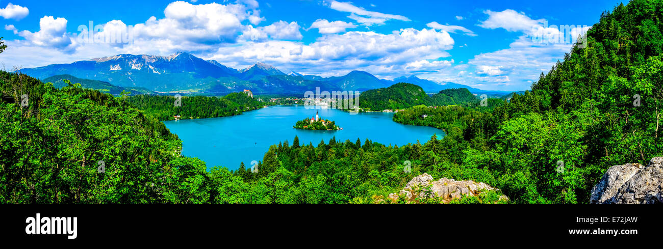 Vue panoramique du lac de Bled en Slovénie Banque D'Images