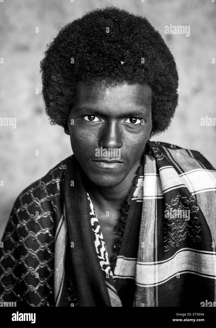 Afar Tribe Homme avec les cheveux afro, Assayta, Ethiopie Banque D'Images