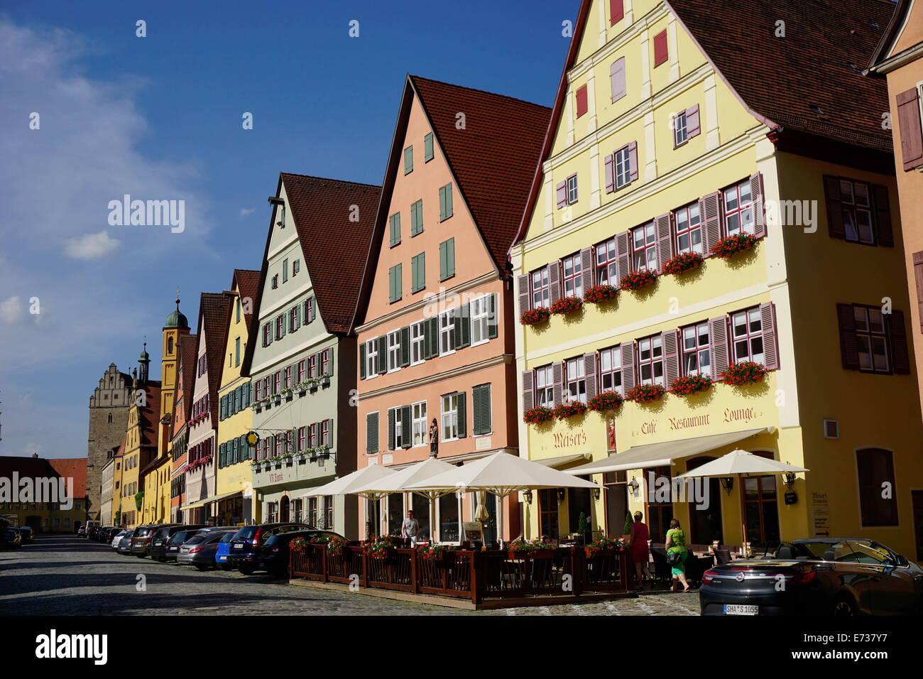 Maisons colorées dans la région connue sous le nom de Weinmarkt, Dinkelsbuhl, Route Romantique, Franconia, Bavaria, Germany, Europe Banque D'Images