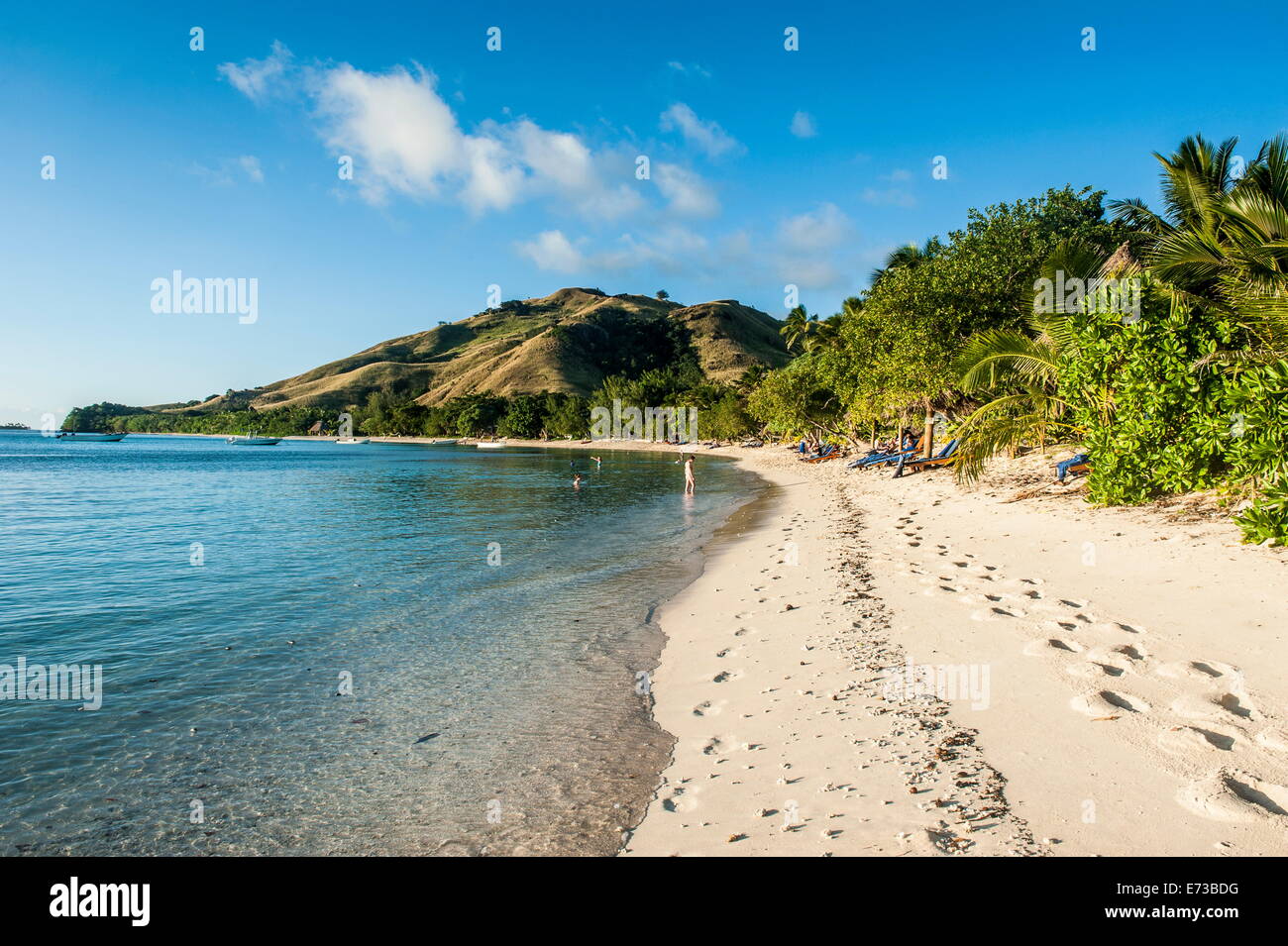 Plage de sable blanc, Rameur, Baie Yasawas, Fidji, Pacifique Sud, du Pacifique Banque D'Images