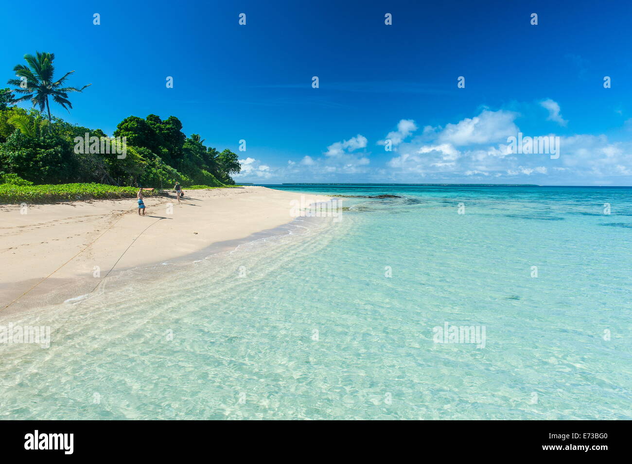 Petite île avec une plage de sable blanc à Haapai, Haapai, Tonga, Pacifique Sud, du Pacifique Banque D'Images