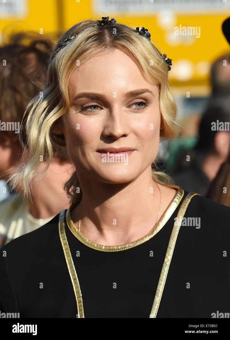 L'actrice Diane Kruger assiste à la cérémonie de ré-ouverture de "Boulevard des Stars" à la Potsdamer Platz, Berlin, Allemagne, 4 septembre 2014. Il y a 101 étoiles sur le boulevard représentant des stars de cinéma et de télévision allemande. Photo : Jens Kalaene/dpa Banque D'Images