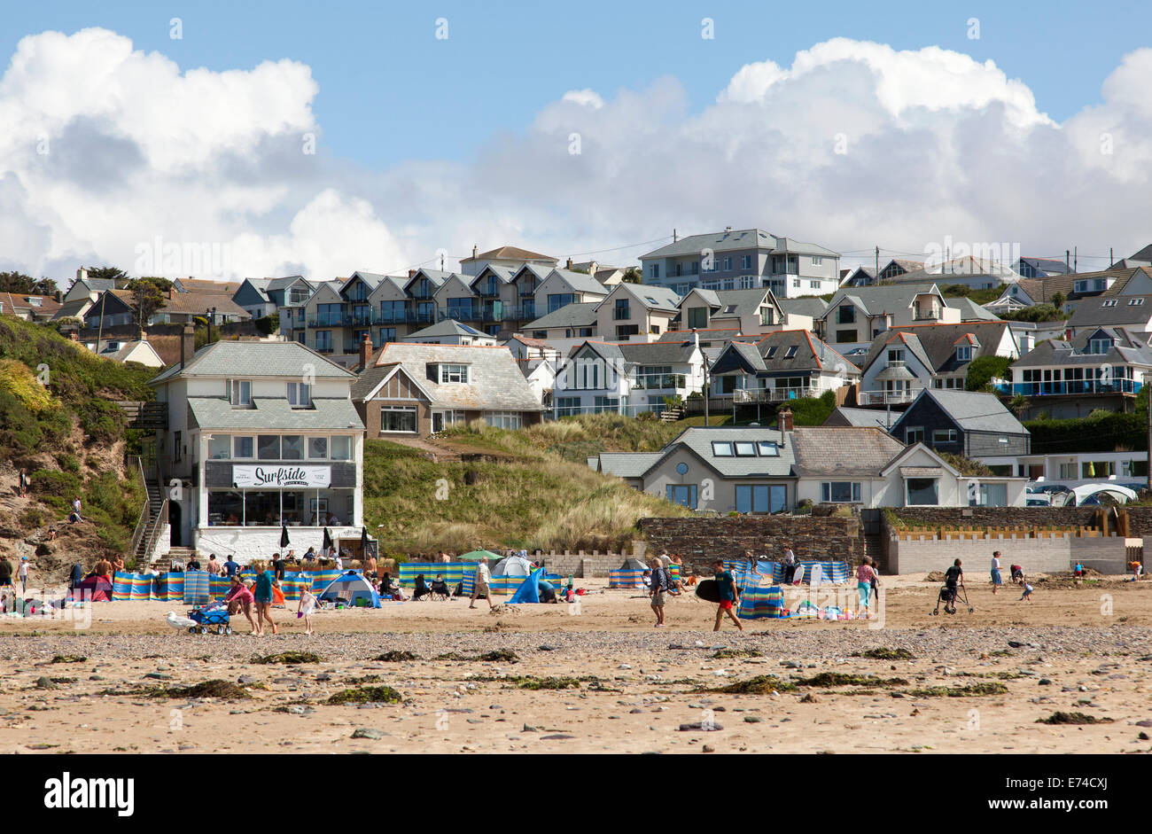 Maisons de vacances donnant sur la plage de Polzeath, Cornwall, Royaume-Uni Banque D'Images