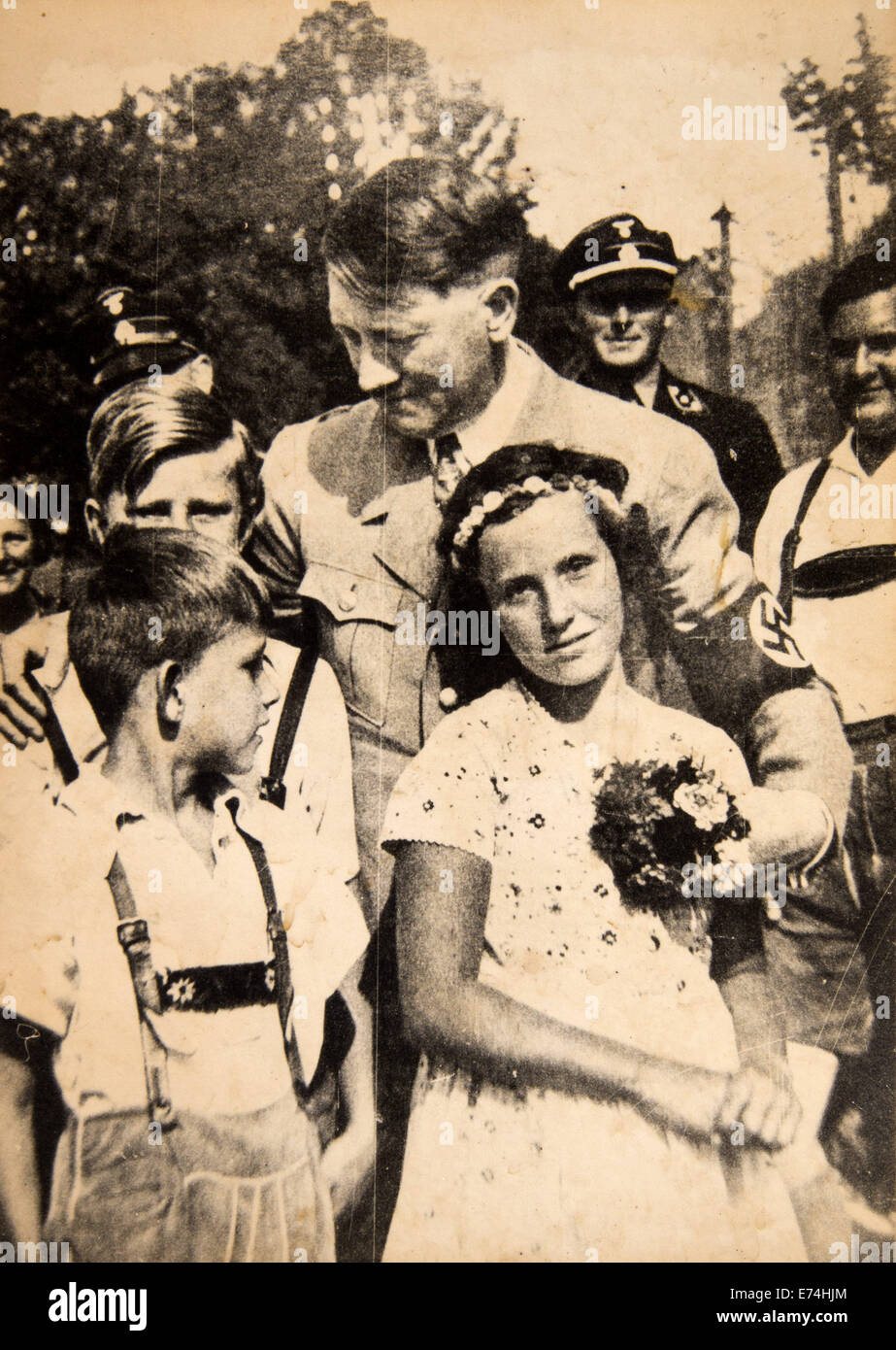 Was Ist Mit Hitlers Kindern Passiert Adolf hitler with children Banque de photographies et d’images à haute
