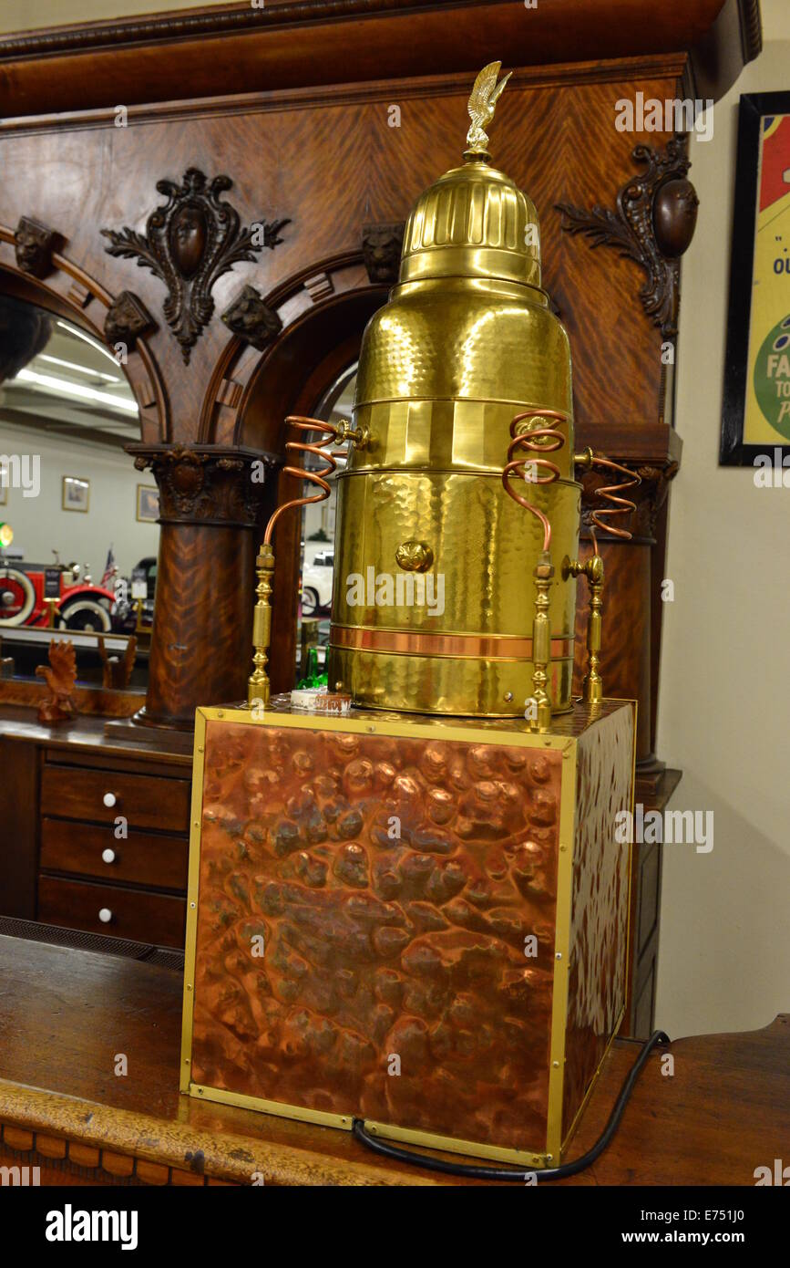 Un véritable bar de l'Ouest sauvage américain vers 1852 prises à partir d'un vieux bâtiment qui a été renversé de réaménagement. Banque D'Images