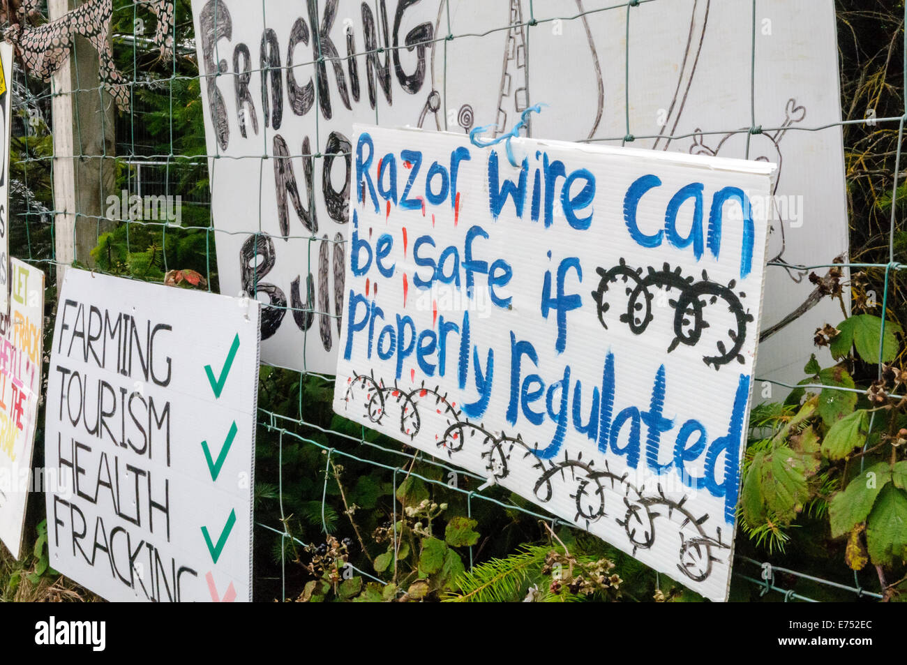 Belcoo, Irlande du Nord. 2 Septembre 2014 - campagne Anti-Fracking at Quarry administré par Tamboran Banque D'Images