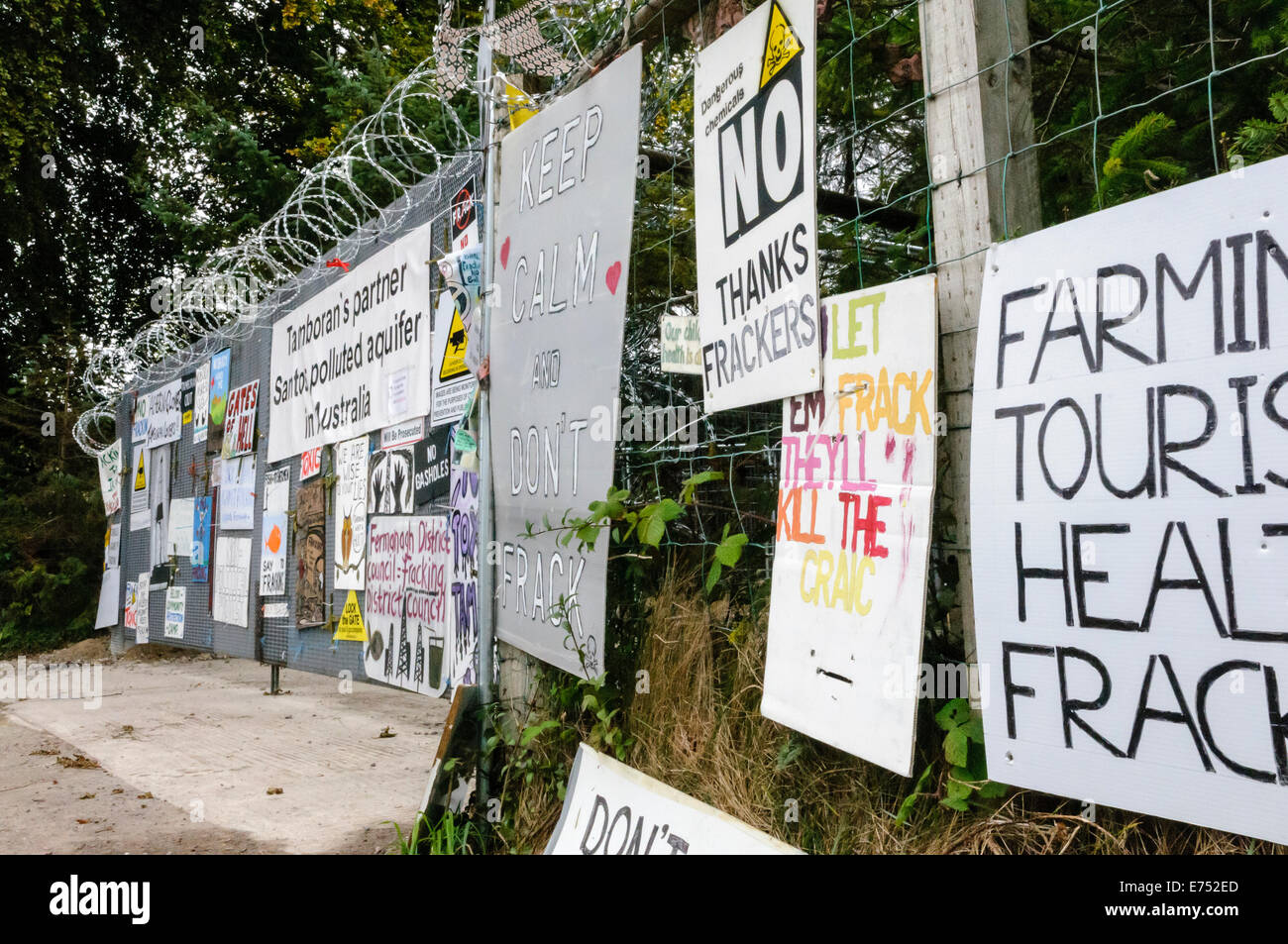 Belcoo, Irlande du Nord. 2 Septembre 2014 - campagne Anti-Fracking at Quarry administré par Tamboran Banque D'Images