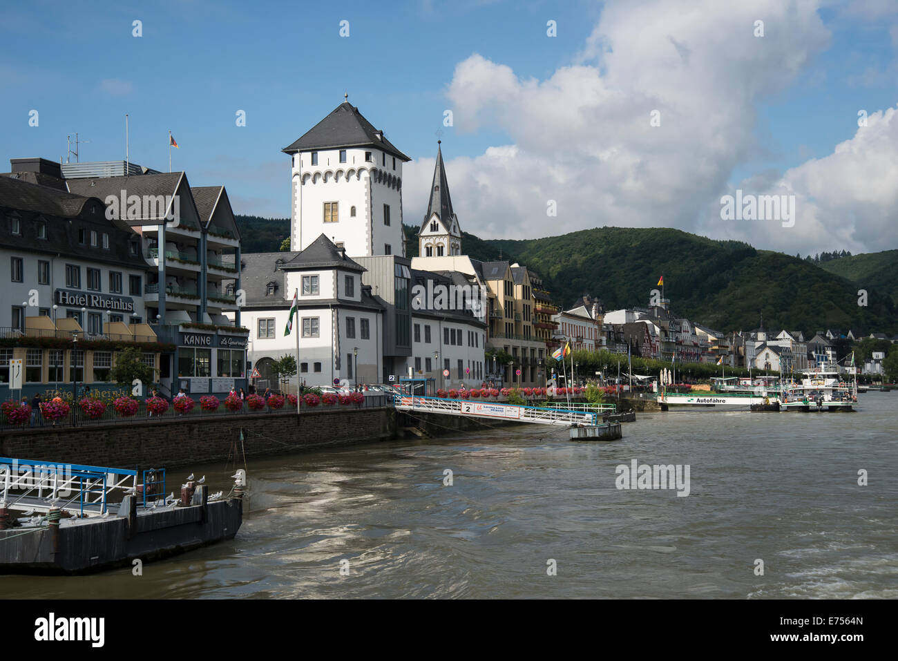 Jetée pour Loreley-Linie Weinand River Cruises et promenade du Rhin, Boppard, Rheinallee, vallée du Rhin, Allemagne, Europe Banque D'Images