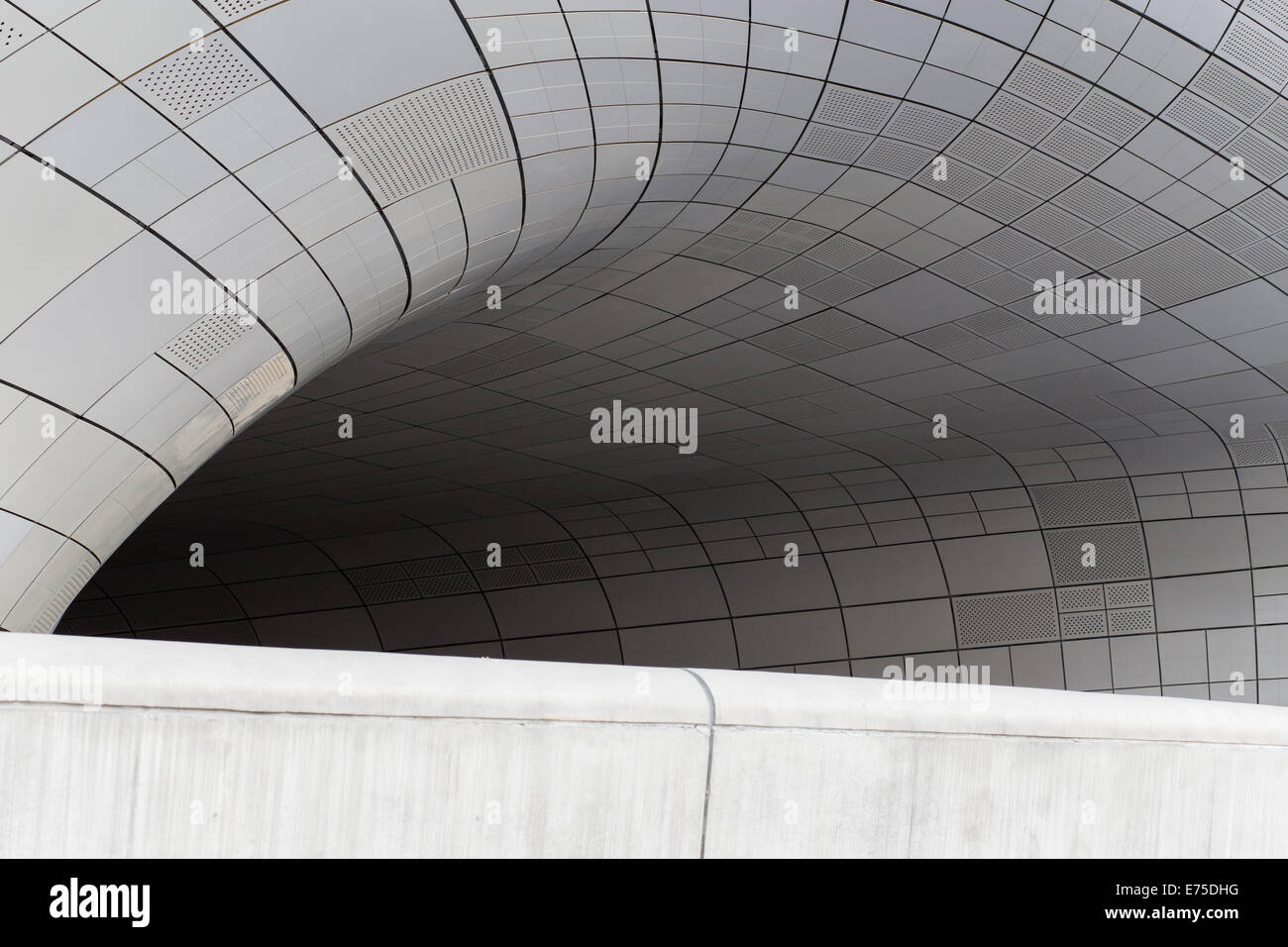 Conception Dongdaemun Seoul Plaza, la Corée du Sud. Architecte : Zaha Hadid. Banque D'Images