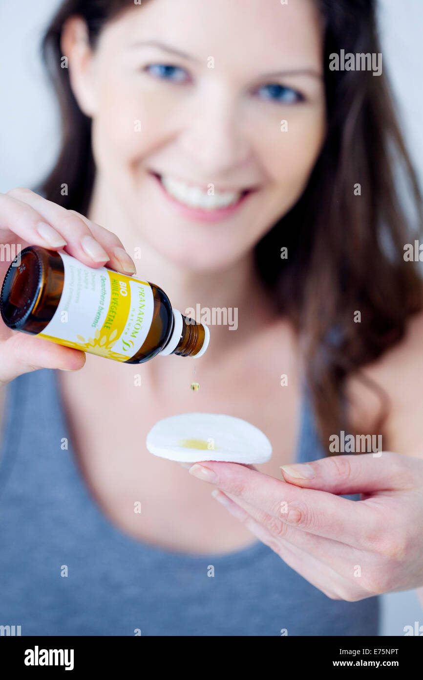 Soins visage, femme Banque D'Images