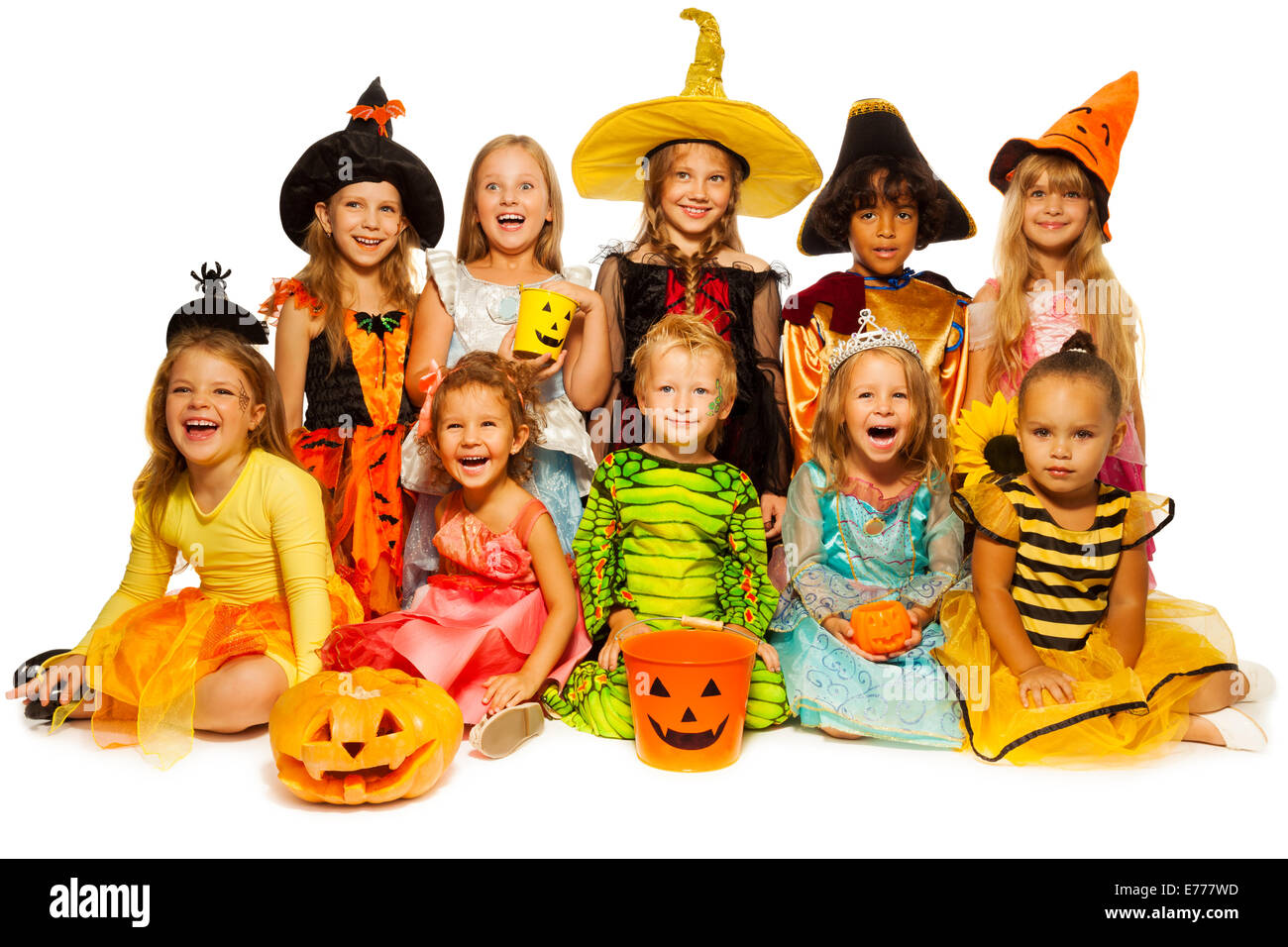 Dix enfants en costume d'Halloween des Banque D'Images