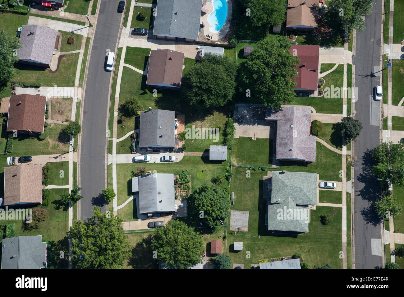 Vue aérienne de maisons d'habitation en Banlieue Banque D'Images
