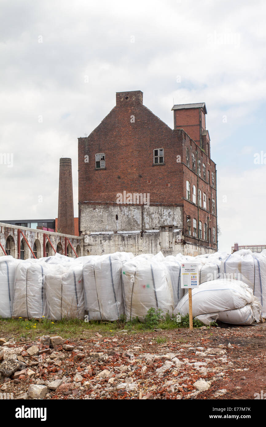 Construction et bâtiment travaux sur Eagle travaille au développement de la propriété durable Kelham peu de Kelham Island Sheffield. Banque D'Images