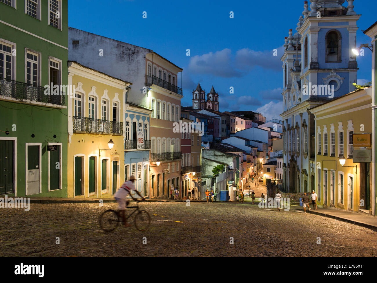 Le Pelourinho, dans la vieille ville de Salvador de Bahia, la nuit. Brésil Banque D'Images