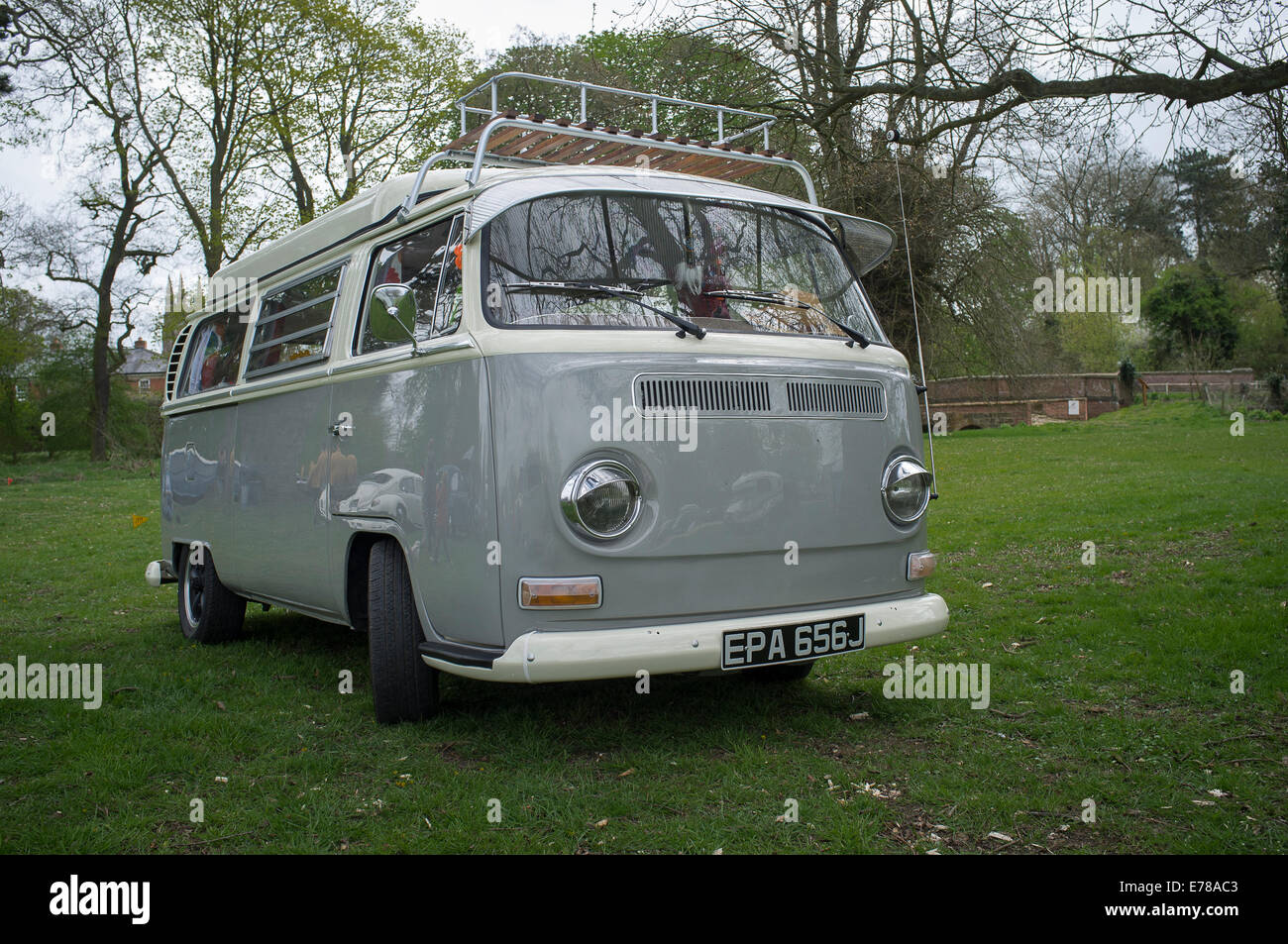 Le camping-car volkswagen classique. Banque D'Images