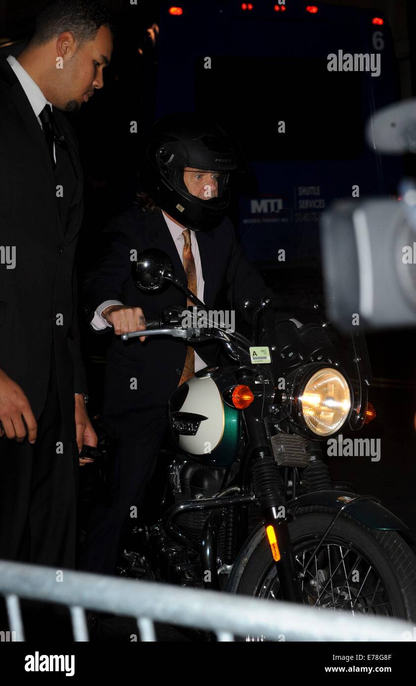 Los Angeles, CA, USA. 9 octobre, 2014. Bill Macy aux arrivées pour Eva Longoria Foundation Dîner, Beso Hollywood, Los Angeles, CA, le 9 octobre 2014. Credit : Elizabeth Goodenough/Everett Collection/Alamy Live News Banque D'Images