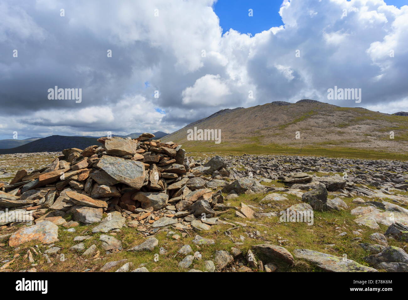 À la recherche du sommet d'Elidir Fawr de Elidir Fach Banque D'Images