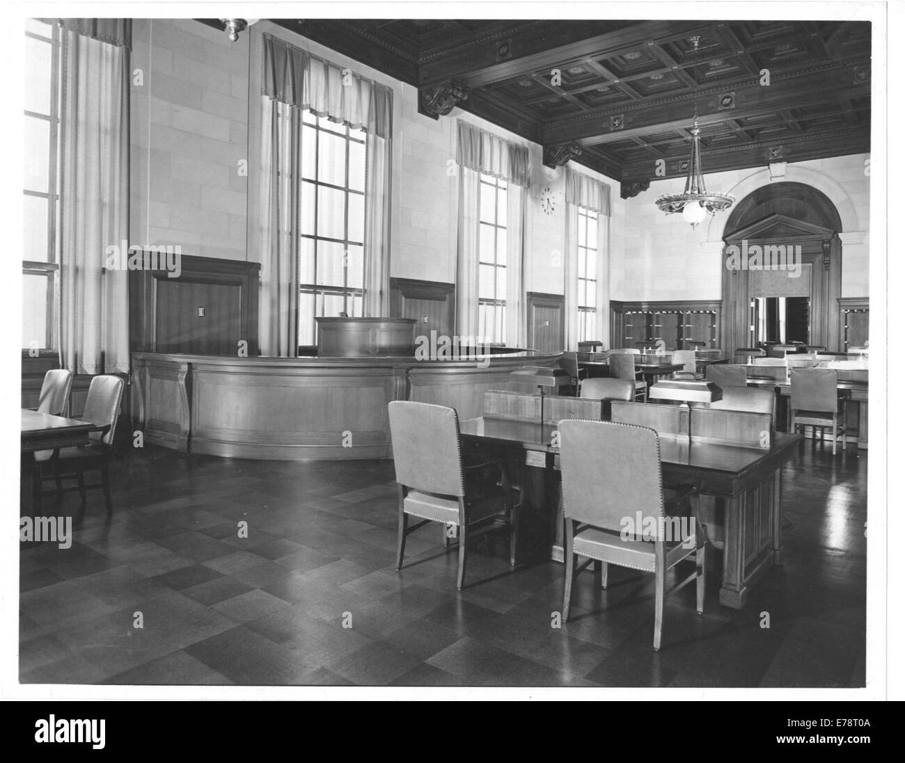 Photographie de la table de contrôle dans la salle de recherche Central Banque D'Images