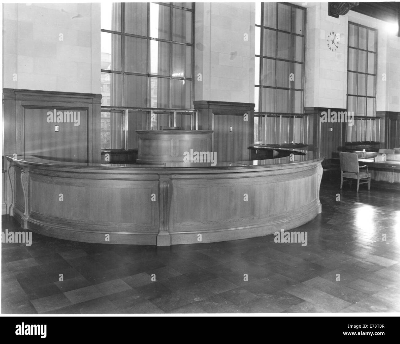 Photographie de la table de contrôle dans la salle de recherche Central Banque D'Images