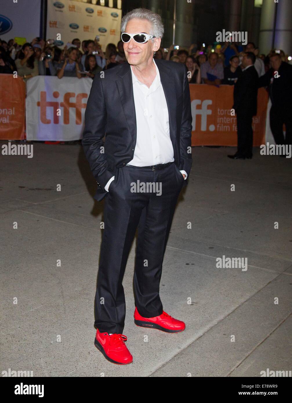 Toronto, Canada. Sep 9, 2014. Réalisateur David Cronenberg pose pour photos avant la première nord-américaine du film "carte aux étoiles', au Roy Thomson Hall à la 39e Festival International du Film de Toronto à Toronto, Canada, July 9, 2014. Credit : Zou Zheng/Xinhua/Alamy Live News Banque D'Images