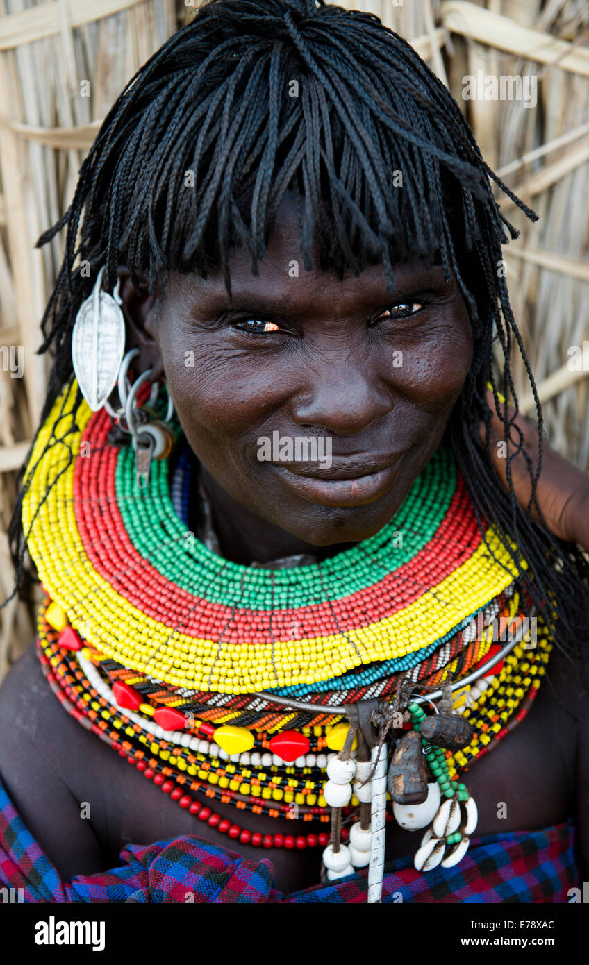 Portrait d'une femme de Turkana. Banque D'Images