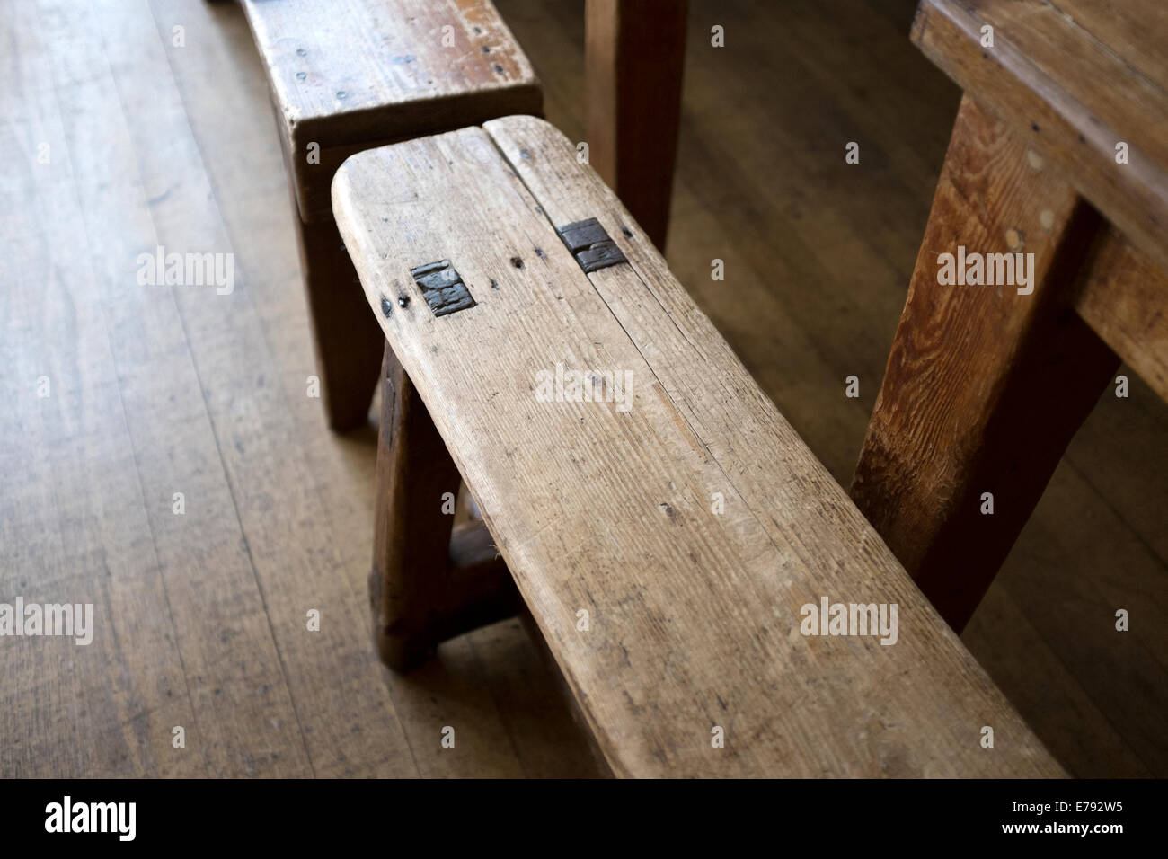 Porté très vieux banc en bois vintage victorian siège Banque D'Images