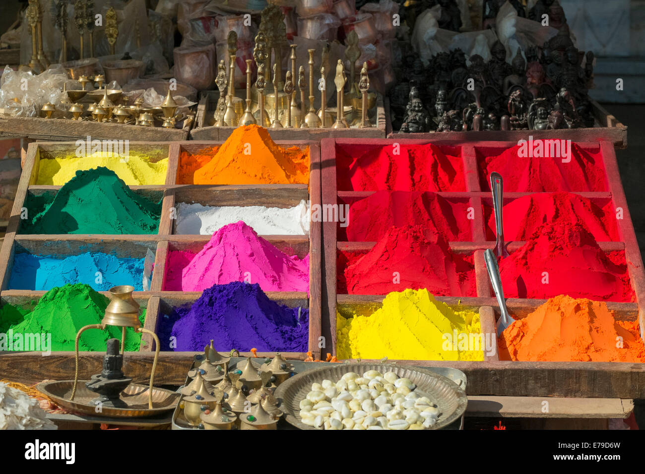 Les couleurs du Temple at a market stall, Katmandou, Népal Banque D'Images