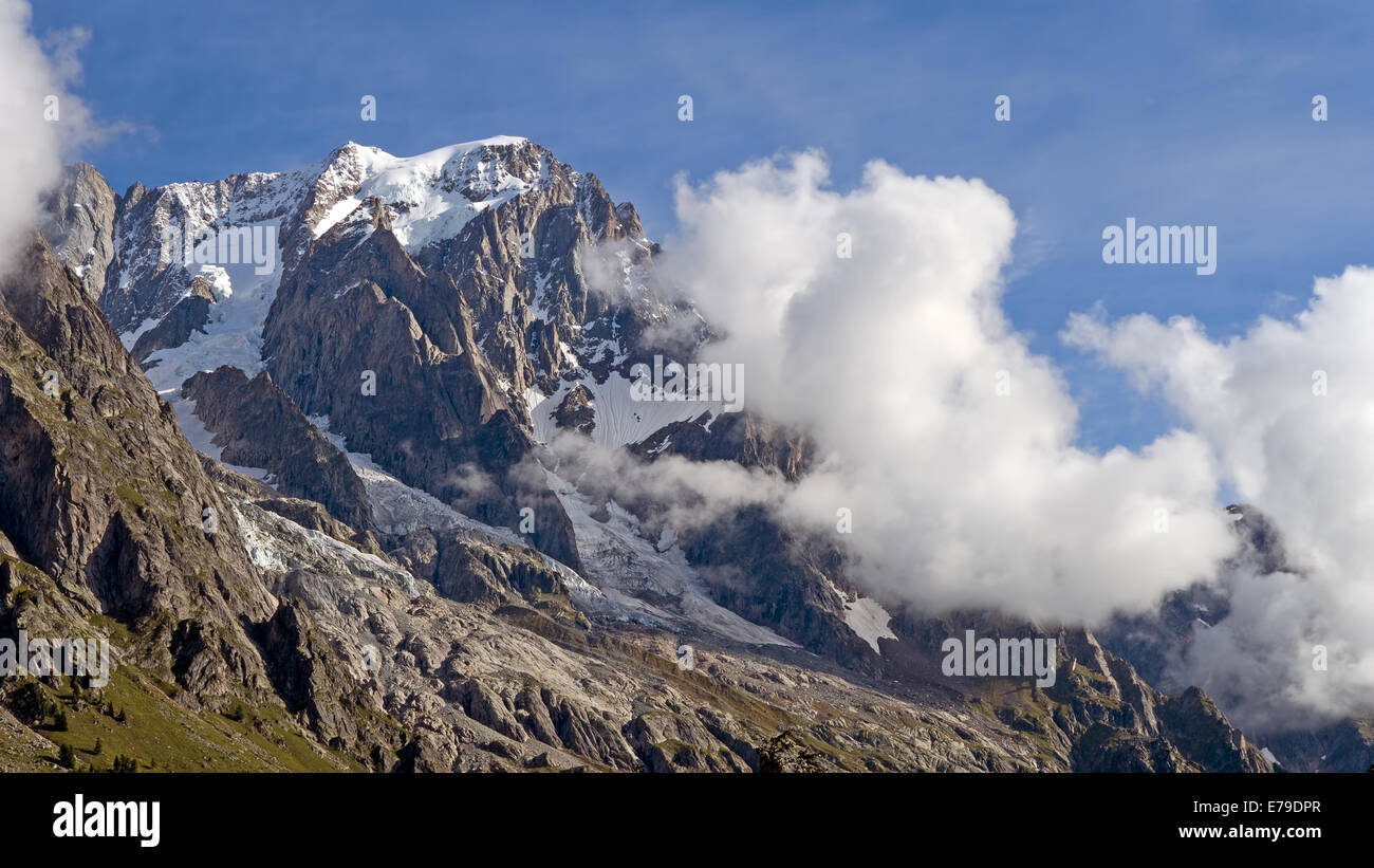 Magnifiques Hautes Alpes en été. Près de Chamonix. Banque D'Images