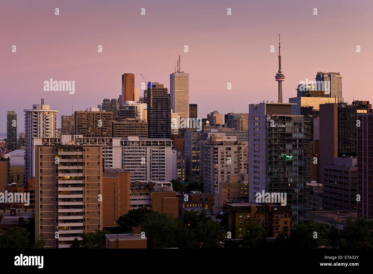 Le centre-ville de Toronto au crépuscule Banque D'Images