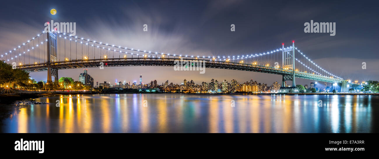 Triboro Bridge panorama de nuit à Astoria, Queens, New York Banque D'Images