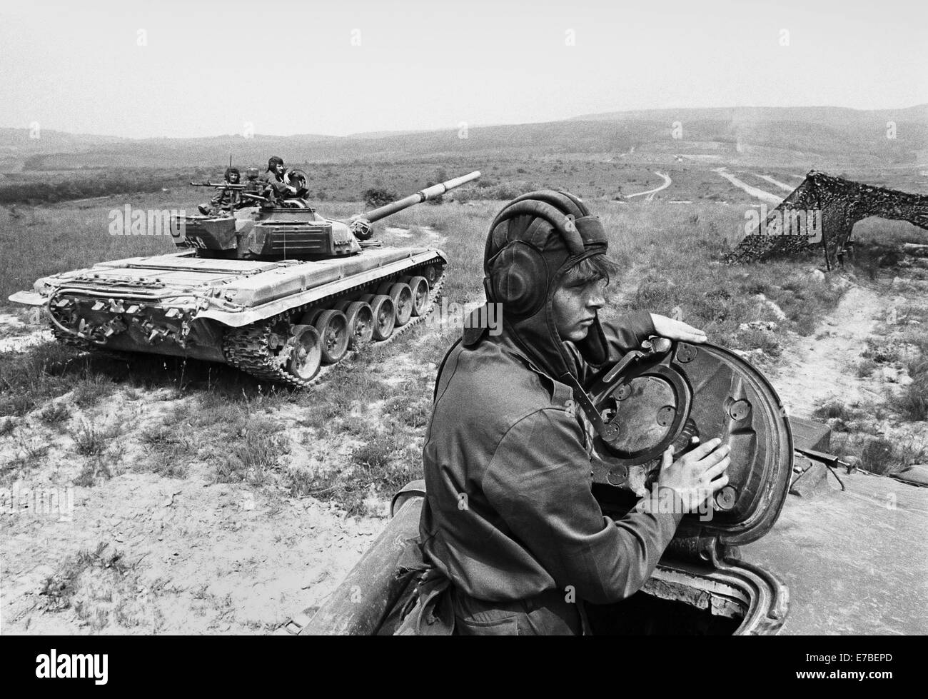 L'armée hongroise, brigade blindée de Tata, construit soviétique T 72 réservoirs (mai 1990) Banque D'Images