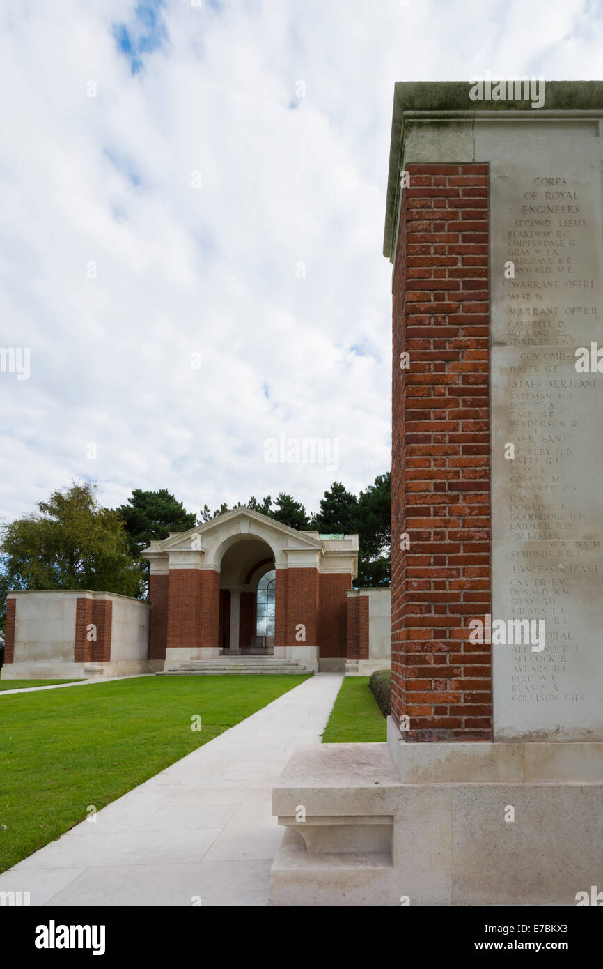 Le Chateau de Mémorial et de la Section des sépultures de guerre britannique de Dunkerque cimetière en France Banque D'Images